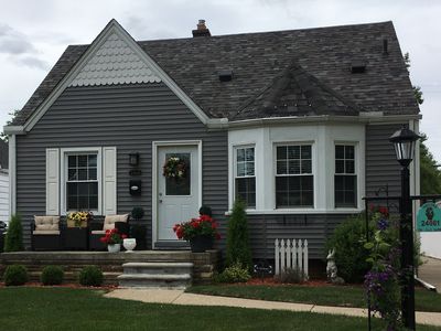 24061 Notre Dame St, Dearborn, MI, 48124