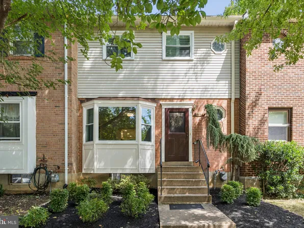 3077 Southern Elm Ct, Fairfax, VA 22031