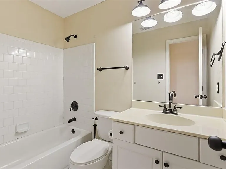 14 Sandy Pond Ct — Photo 31