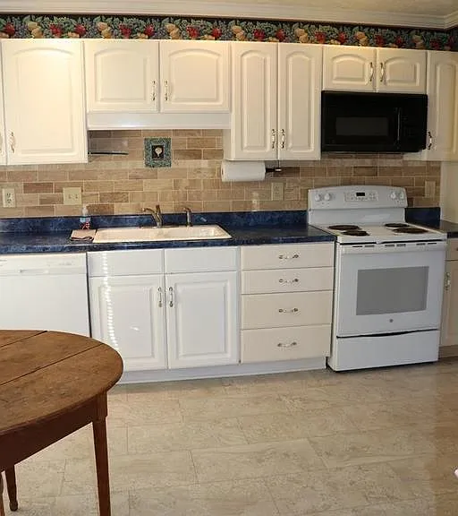 855 Barclay Dr #855 — Photo 6