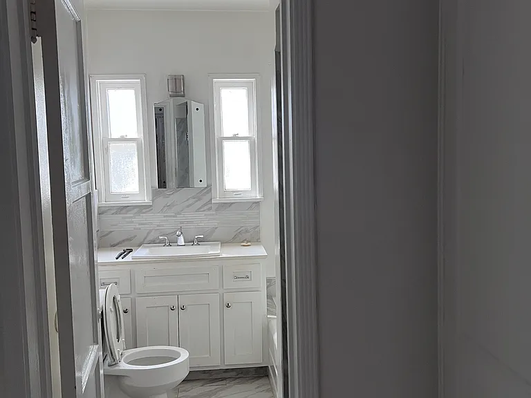 2047 S Holt Ave #1/2 — Photo 12
