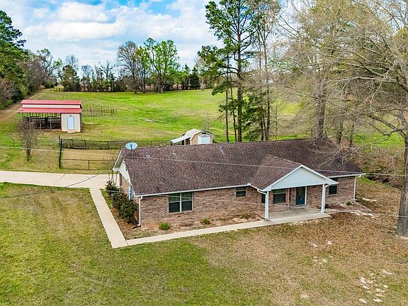 2nd image of 433 English Ln