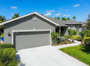251 Rock Springs Dr, Poinciana, FL 34759