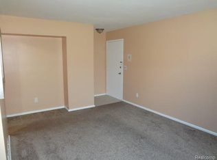 29586 Hoover Rd, Warren, MI