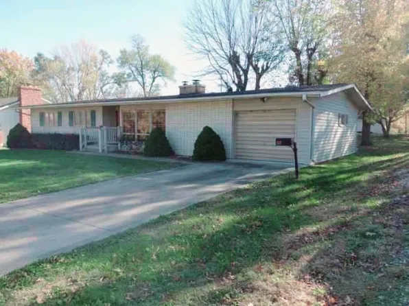 203 Rothrock Ave, Richmond, MO 64085