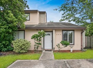 696 Aquatic Dr, Atlantic Beach, FL 32233
