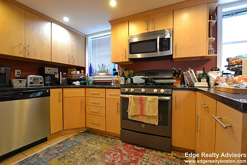 39 Nottinghill Rd #B Photo 1