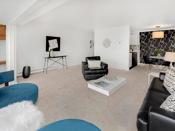 4th image of 320 Melrose Ave E #East505