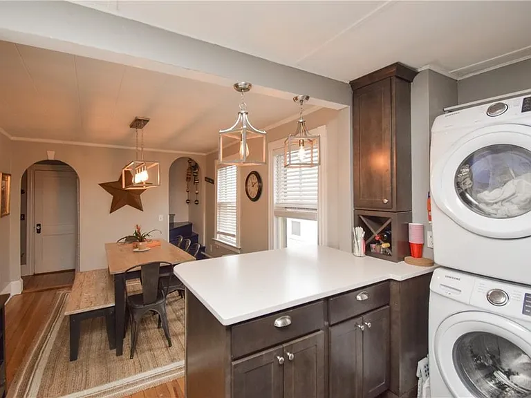 16 Vaughan Ave #2 — Photo 21