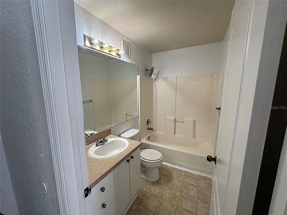 5th image of 3325 S KIRKMAN ROAD #438