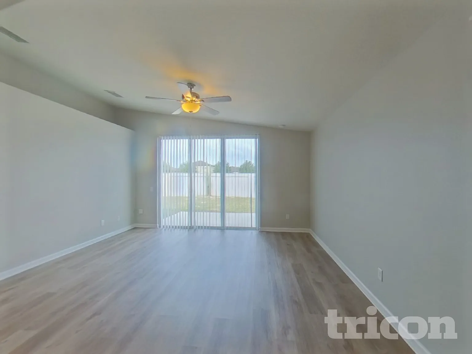 1132 Hill Flower Drive Brooksville FL — Photo 2