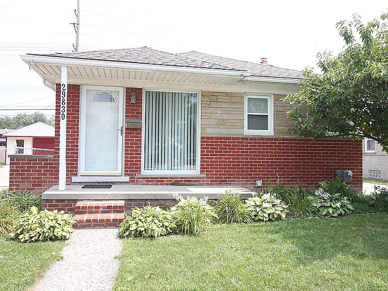 1st image of 29830 Taylor St