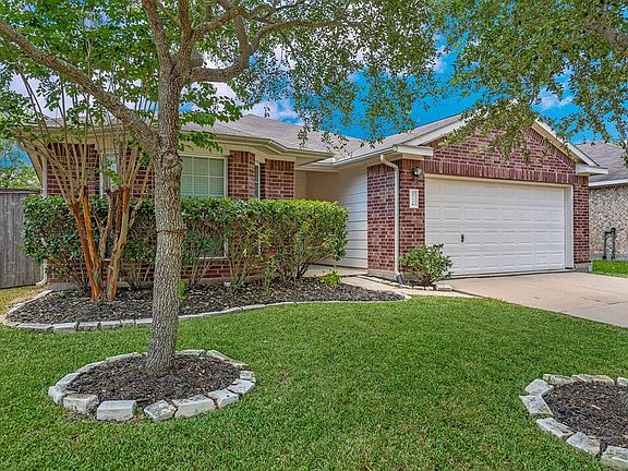2nd image of 21118 Amber Crossing Dr