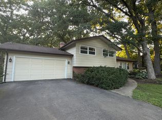 3620 Sterling Rd, Downers Grove, IL 60515