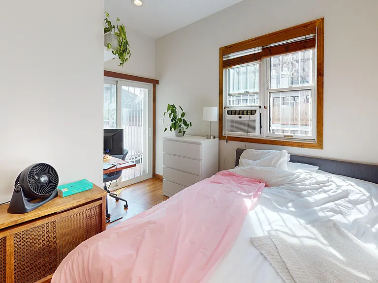 308 W 77th St #9 — Photo 16