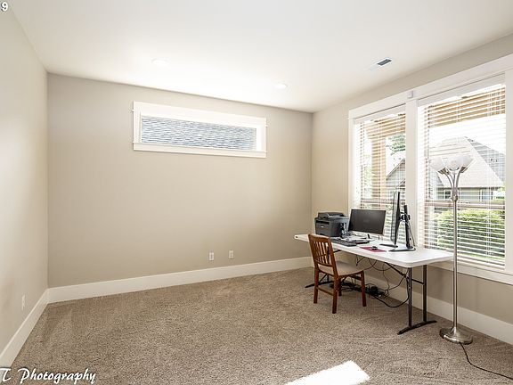 4th image of 3110 NW 125th Cir