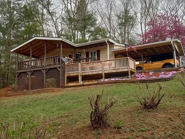 45 One Way Ter, Franklin, NC 28734