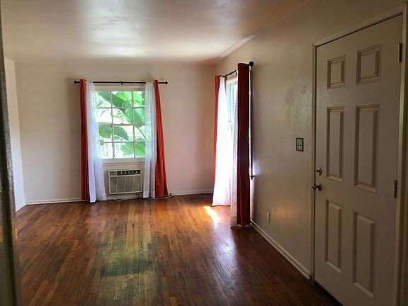 2nd image of 4210 Arch Dr #1