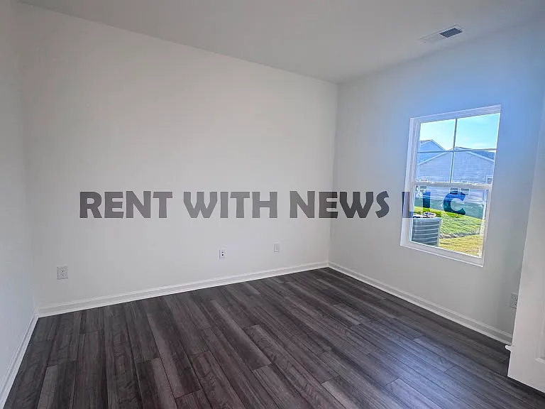 109 Napoleone St #1 — Photo 6