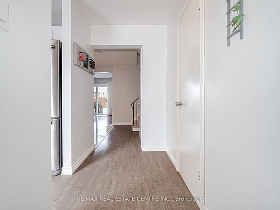 4th image of 1020 Central Park Dr #47