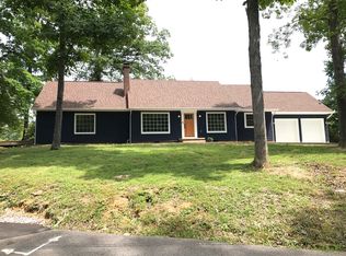 702 Lake Forest Dr, Knoxville, TN 37920