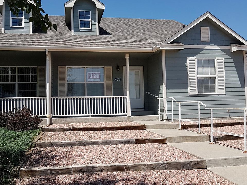 Front of Townhome