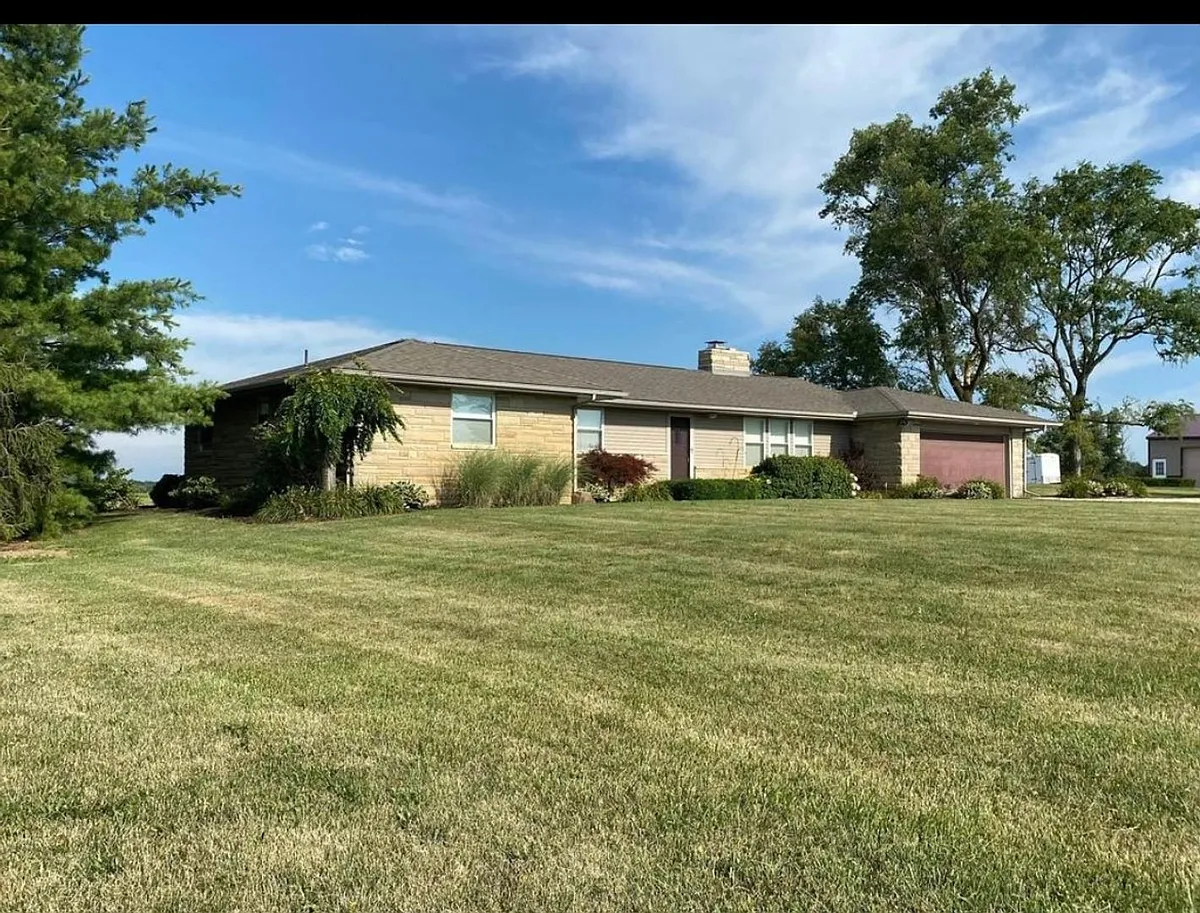 Building Photo - 17401 N County Road 550 E