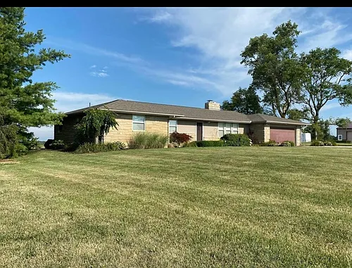 17401 N County Road 550 E Photo 1