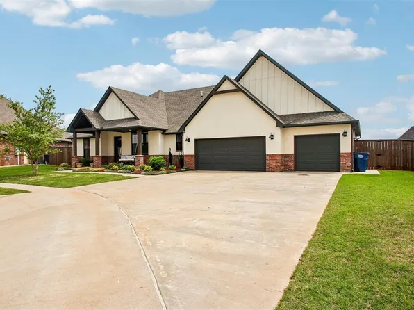 2208 W Earl Dr, Mustang, OK 73064