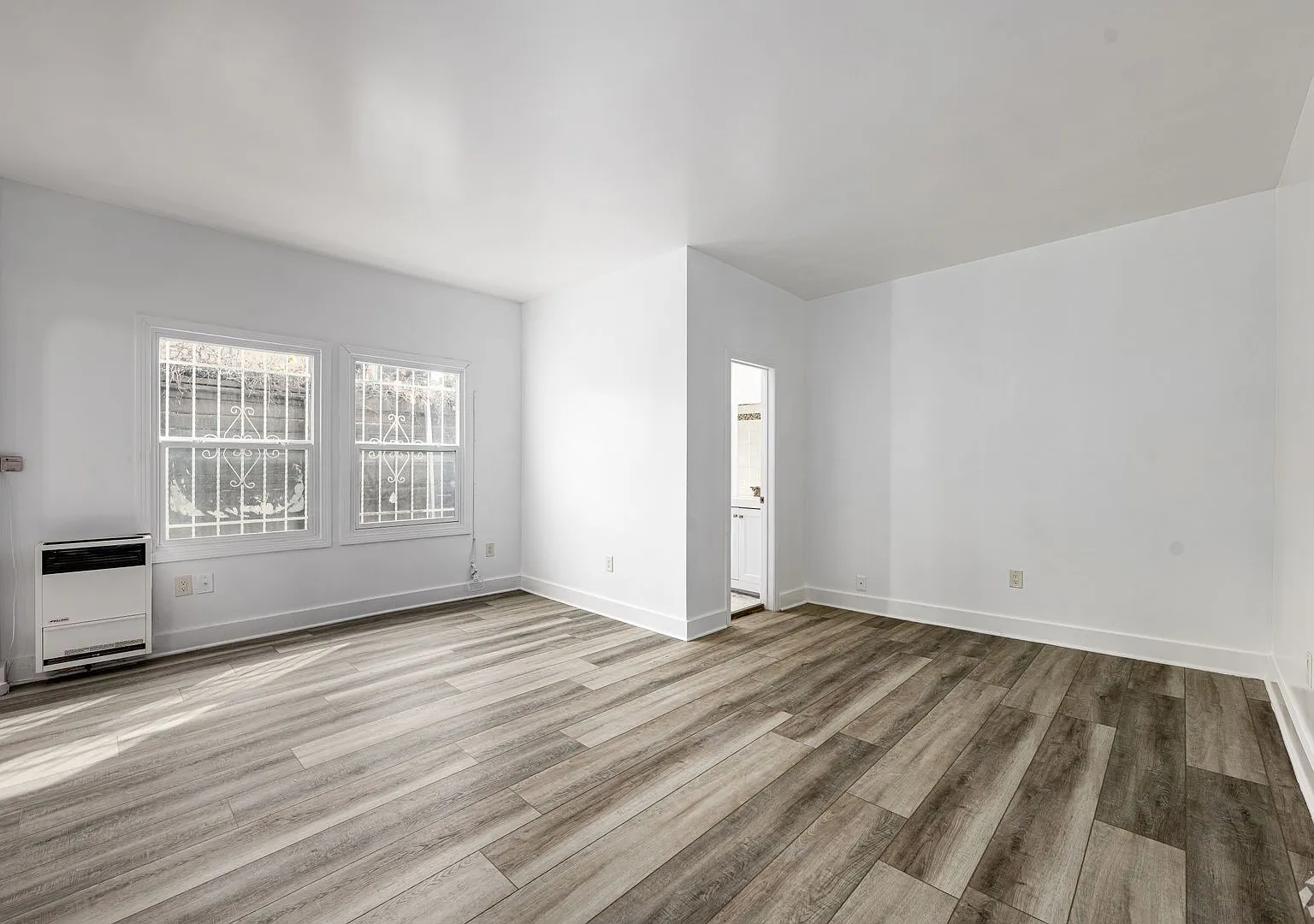 "Lofts @ Larchmont"- Lofts at Larchmont LLC — Photo 3