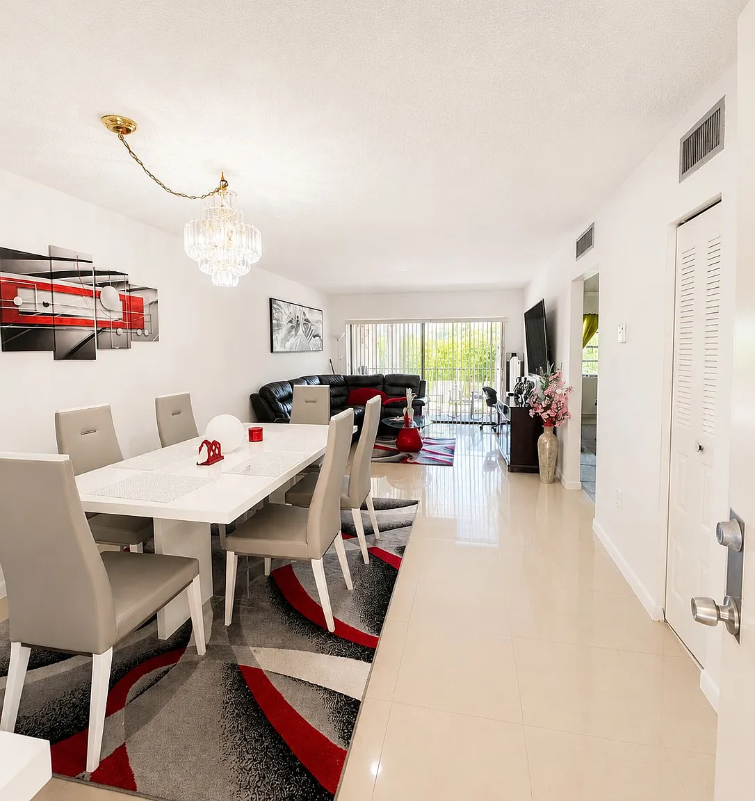 1 bed, 672 sqft, $1,800 — Photo 3