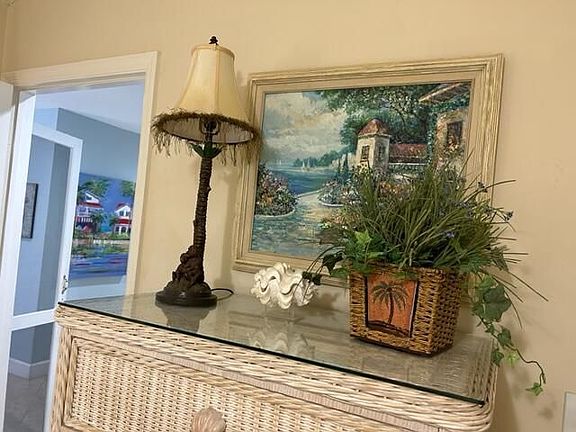 4th image of 716 Ocean Dunes Cir #716