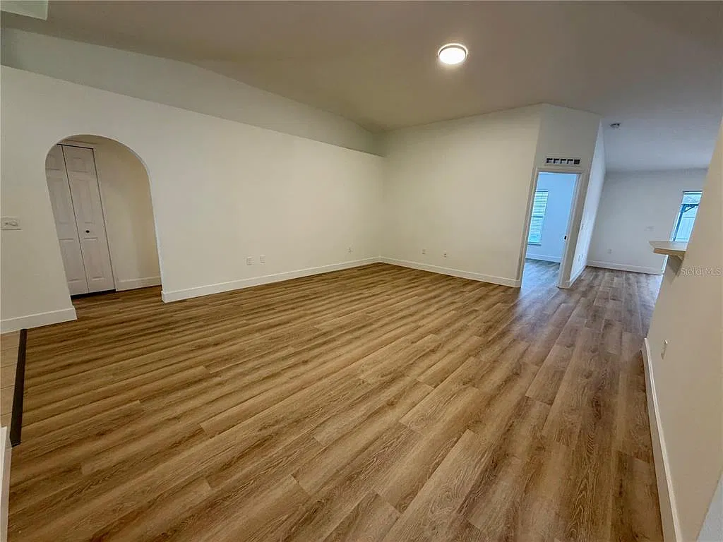 3 bed, 2.0 bath, 1632 sqft, $2,250 — Photo 4