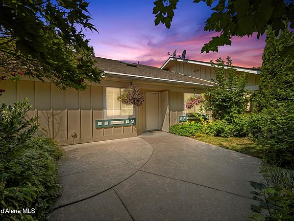 4th image of 4916 W Village Blvd Unit 11