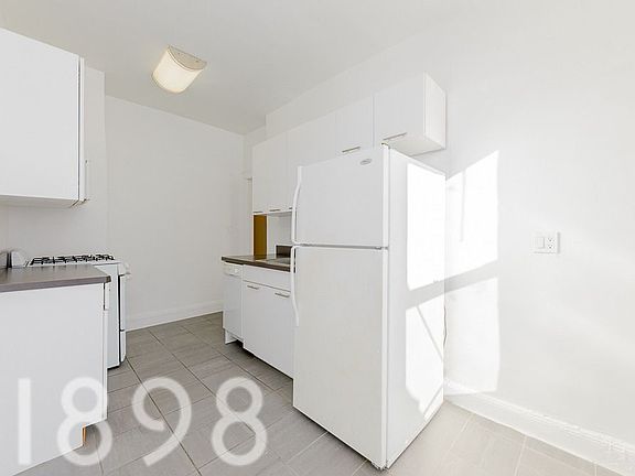 3rd image of 4141 44th St #2C