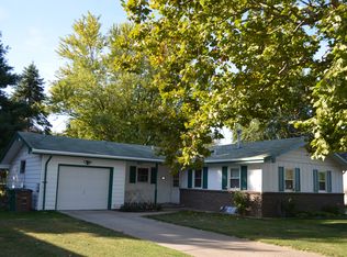 5013 Walnut Dr, Pleasant Hill, IA 50327