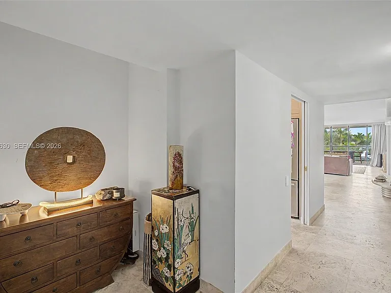 2575 S Bayshore Dr — Photo 9