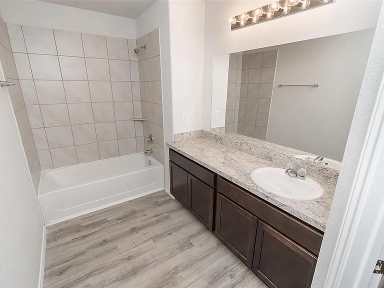 22214 Grand Majestic Dr — Photo 10