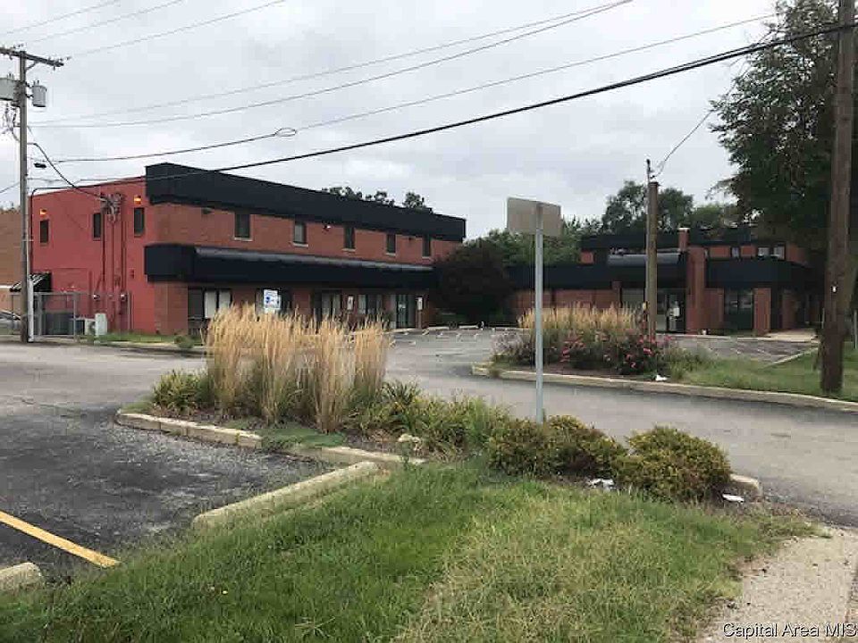 2nd image of 2601 S 6th St
