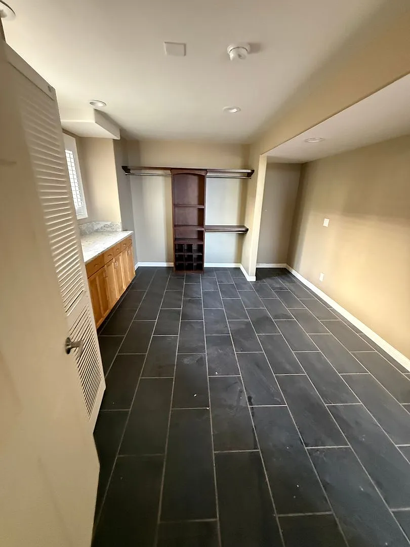 1627 Paula Drive — Photo 2