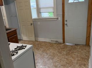 208 S 1st St, Greene, IA 50636
