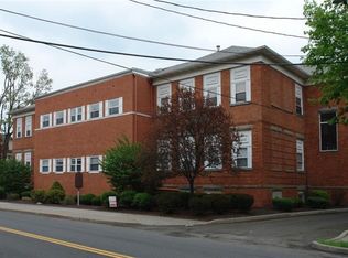 41 Wayne Ave, Suffern, NY 10901