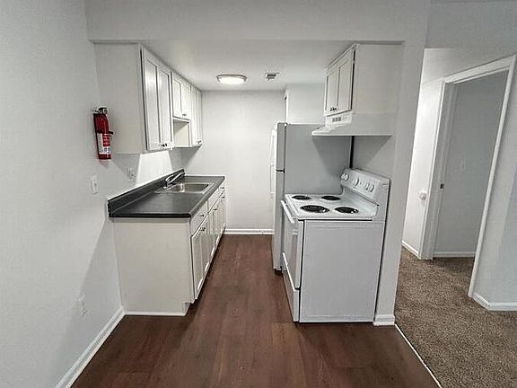 5th image of 721 Green Rd APT 222