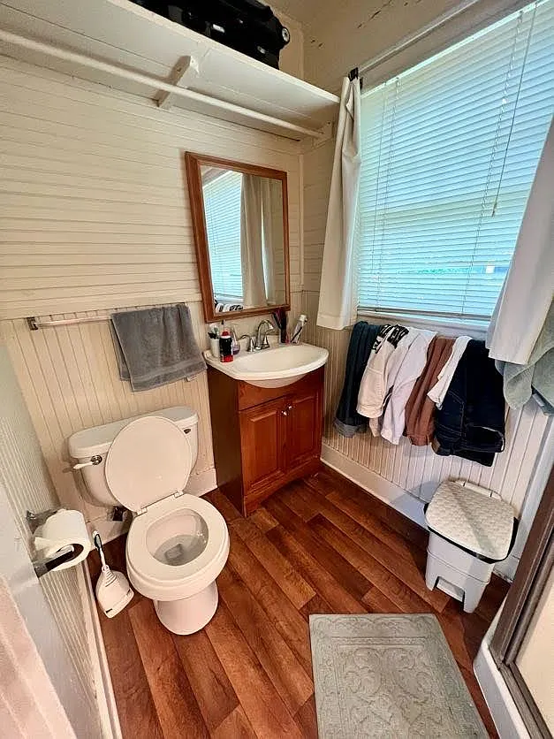 428 Richards Street Northwest - 1 — Photo 4