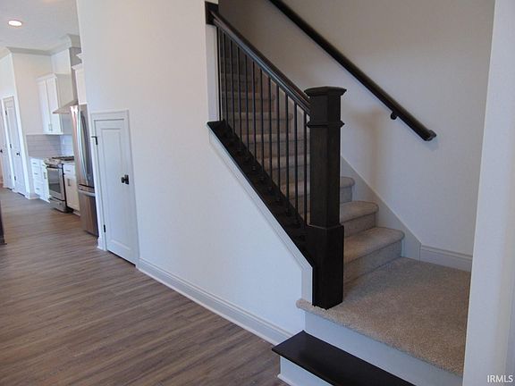 5th image of 150 Parkerwood Ln
