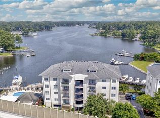1292 Laskin Rd APT 302, Virginia Beach, VA 23451