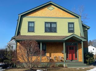 16 Anita Cir, Newton, MA 02468