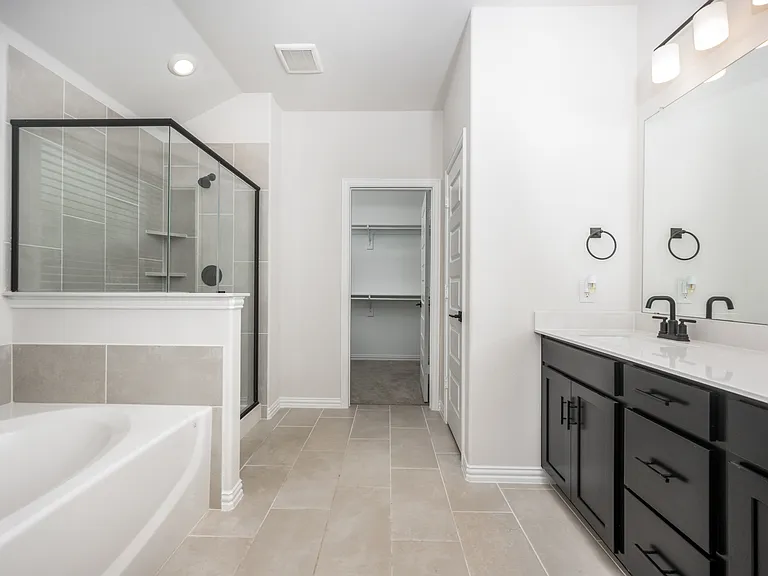 2104 Briar Rose Dr — Photo 7