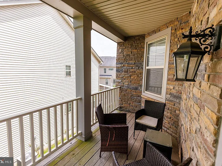 9203 Rice Ave — Photo 43