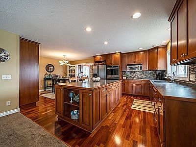 3rd image of 2445 Stony Creek Dr